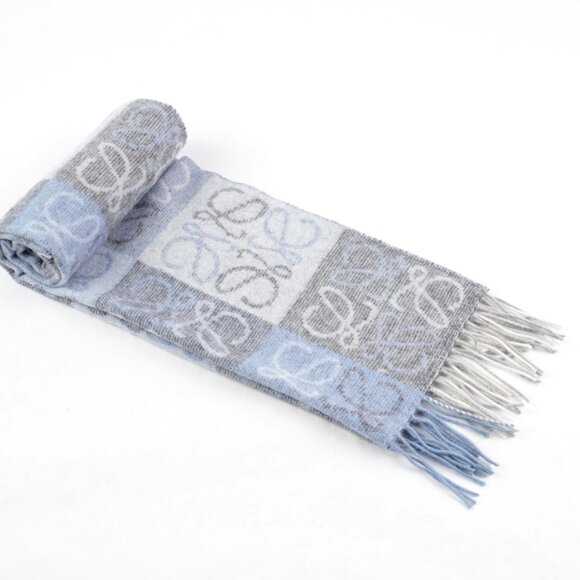 Loewe chequered cashmere scarf - Picture 3 of 9